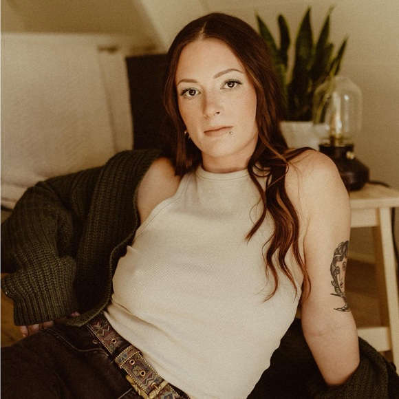 Meet your Posher, Amy - Picture 4 of 9